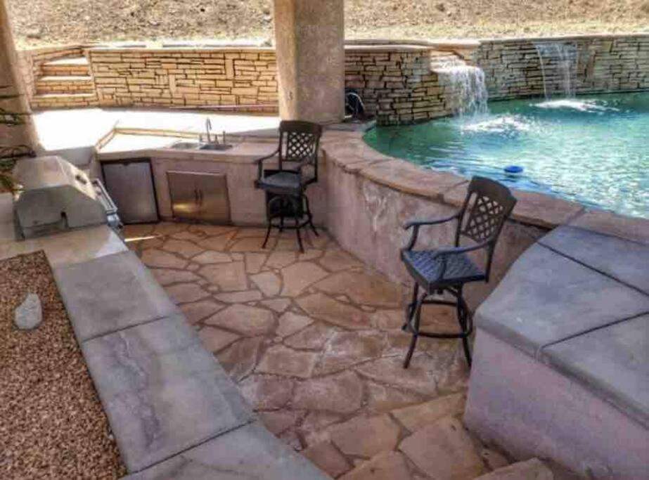 Ultimate Backyard-Pool/Spa. Slide. Lakeview. Ball 레이크 하바슈 시티 외부 사진